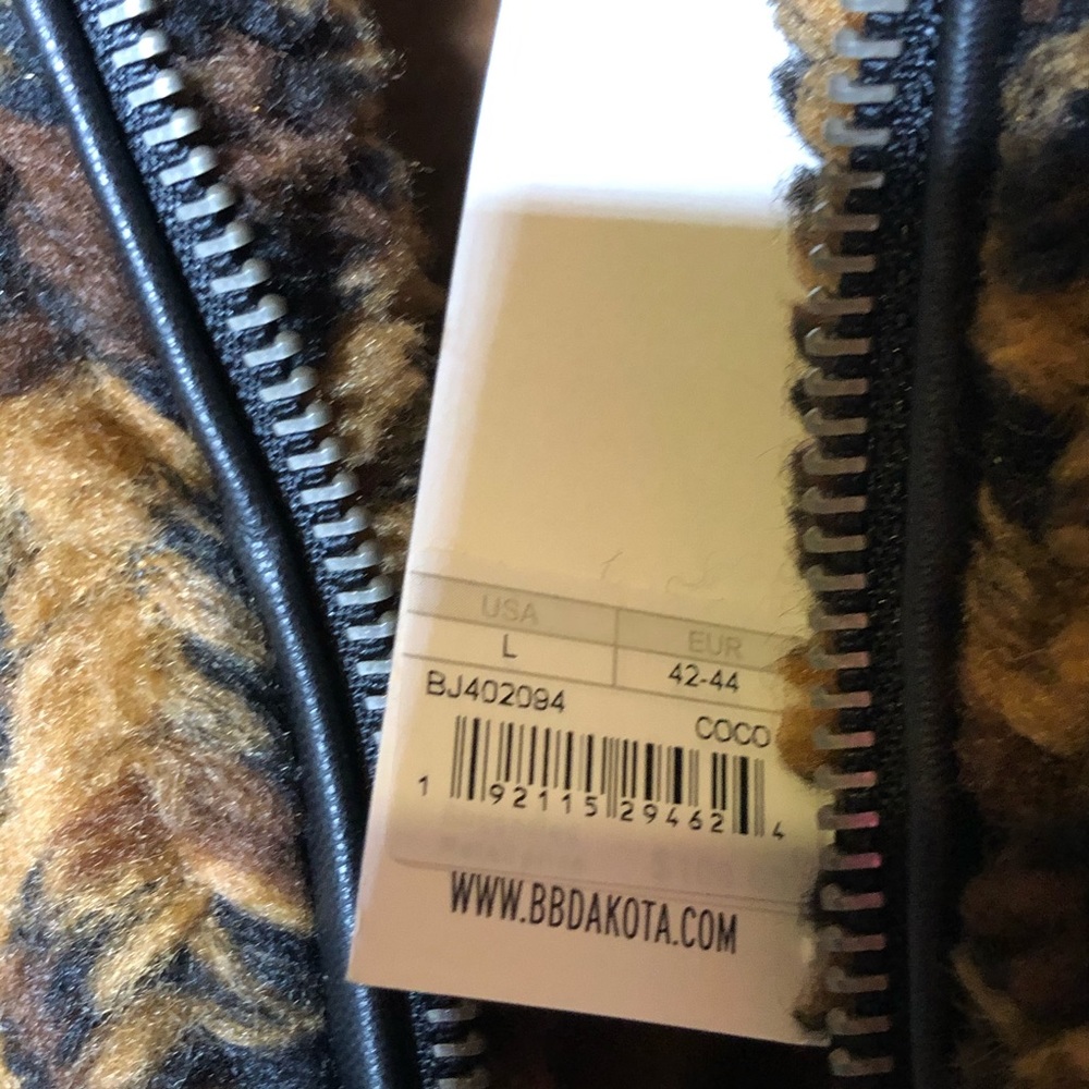 NWT BB Dakota Kitty Come Close Jacket - Picture 7 of 7